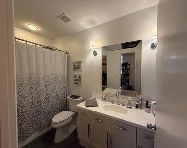 845 Spring Street Nw - Photo Thumbnail 10