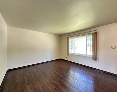 5817 Allemong Drive - Photo Thumbnail 5