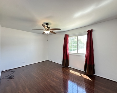 5817 Allemong Drive - Photo Thumbnail 11