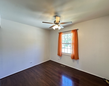 5817 Allemong Drive - Photo Thumbnail 15