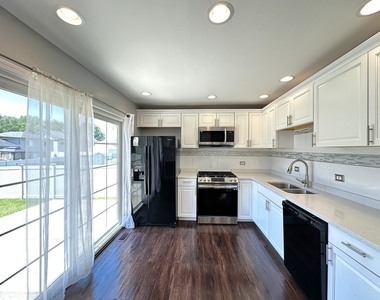 5817 Allemong Drive - Photo Thumbnail 1