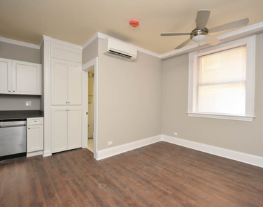 817 W Lakeside Place - Photo Thumbnail 11