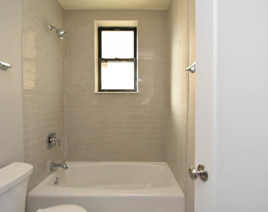817 W Lakeside Place - Photo Thumbnail 17