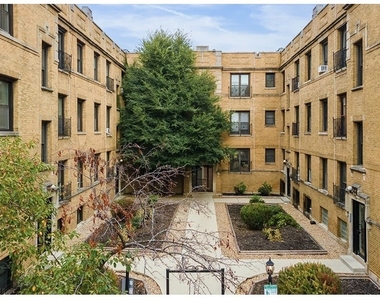 730 W Roscoe Street - Photo Thumbnail 1