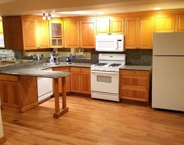 3044 W North Avenue - Photo Thumbnail 2