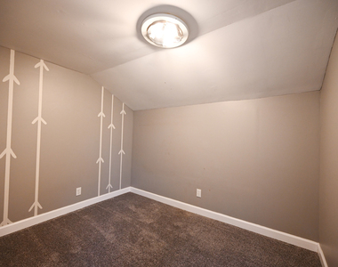 219 S 7th Street - Photo Thumbnail 22