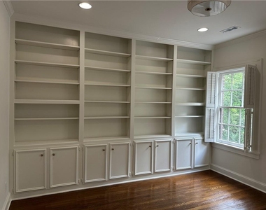 935 Stovall Boulevard Ne - Photo Thumbnail 25