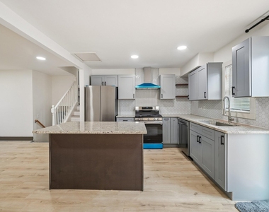 867 Harris Drive - Photo Thumbnail 6