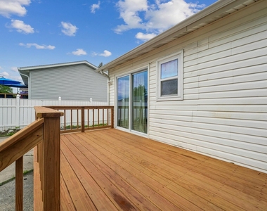 867 Harris Drive - Photo Thumbnail 21