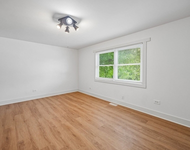 867 Harris Drive - Photo Thumbnail 19