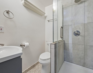 867 Harris Drive - Photo Thumbnail 16