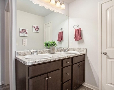 290 Turtle Creek Drive - Photo Thumbnail 18