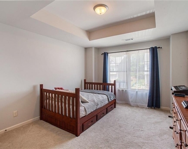 290 Turtle Creek Drive - Photo Thumbnail 15