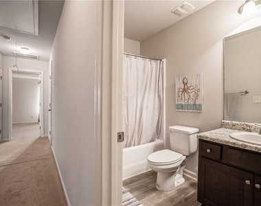 290 Turtle Creek Drive - Photo Thumbnail 13