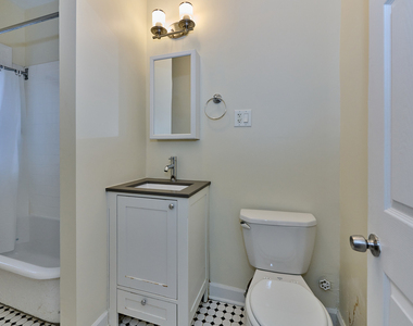 1355 W Touhy Avenue - Photo Thumbnail 12