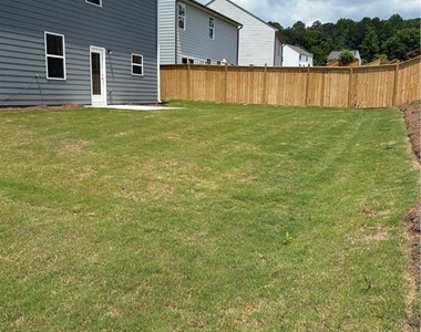 153 Bloomfield Circle - Photo Thumbnail 18