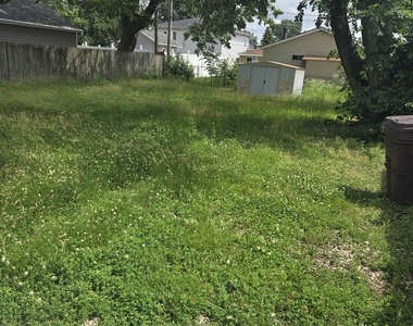 7139 W 74th Street - Photo Thumbnail 15