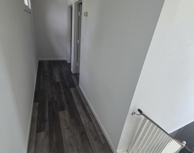7139 W 74th Street - Photo Thumbnail 10