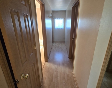 7139 W 74th Place - Photo Thumbnail 15