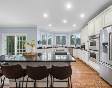 14965 Creekside Path - Photo Thumbnail 9