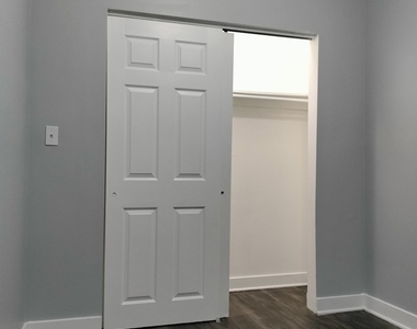 4802 S Winchester Avenue - Photo Thumbnail 3