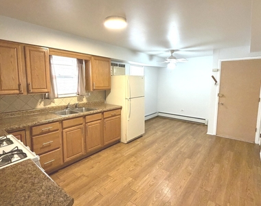 1617 N 35th Avenue - Photo Thumbnail 6