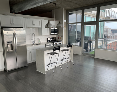 50 E 16th Street - Photo Thumbnail 2