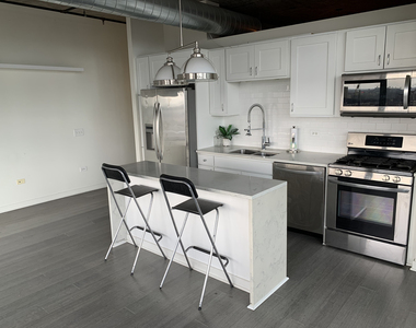 50 E 16th Street - Photo Thumbnail 3