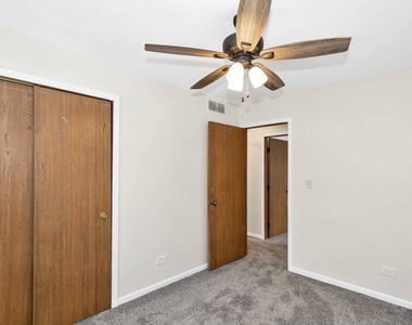 708 Michigan Ave Avenue - Photo Thumbnail 9
