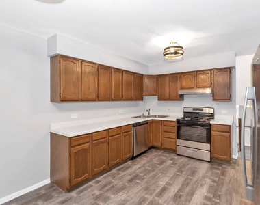 708 Michigan Ave Avenue - Photo Thumbnail 1