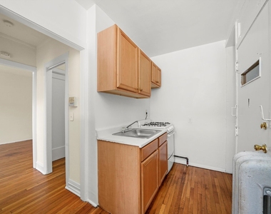 3308 W Schubert Avenue - Photo Thumbnail 5