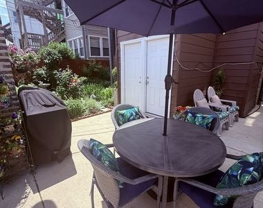4741 N Washtenaw Avenue - Photo Thumbnail 12