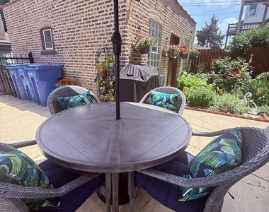 4741 N Washtenaw Avenue - Photo Thumbnail 11