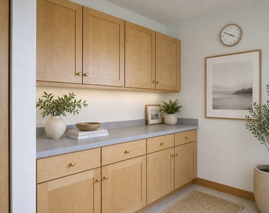 667 Creekside Circle - Photo Thumbnail 7