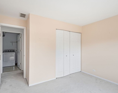 1632 Columbia Circle - Photo Thumbnail 12