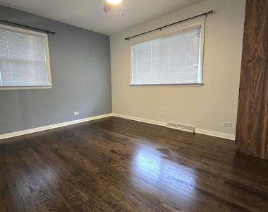 6101 W 82nd Place - Photo Thumbnail 15
