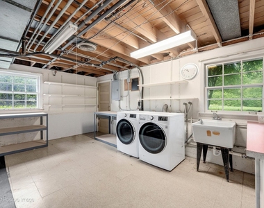 521 Pamela Circle - Photo Thumbnail 20