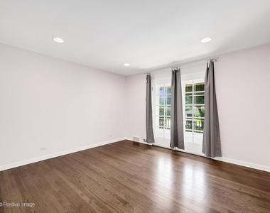 521 Pamela Circle - Photo Thumbnail 16