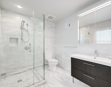 521 Pamela Circle - Photo Thumbnail 13