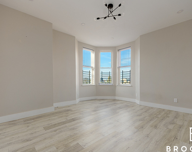 739 6th Ave 11215 - Photo Thumbnail 4