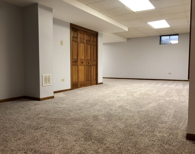 677 Sacramento Court - Photo Thumbnail 15
