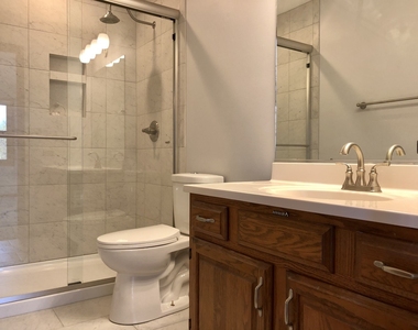 677 Sacramento Court - Photo Thumbnail 10