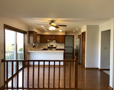 677 Sacramento Court - Photo Thumbnail 3