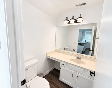 110 Thistle Court - Photo Thumbnail 15