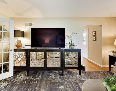 1420 Marie Street - Photo Thumbnail 4