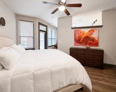 2910 Milam St Street - Photo Thumbnail 5