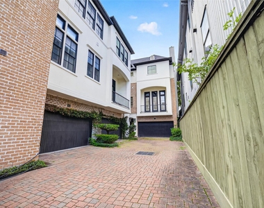 308 W Bell Street - Photo Thumbnail 1