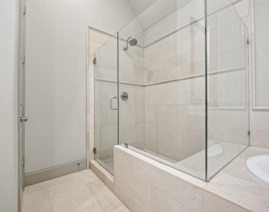 308 W Bell Street - Photo Thumbnail 49
