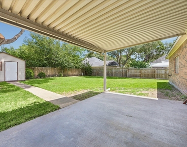 1201 Shadowlake Drive - Photo Thumbnail 9