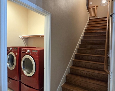 215 Danna Street - Photo Thumbnail 28